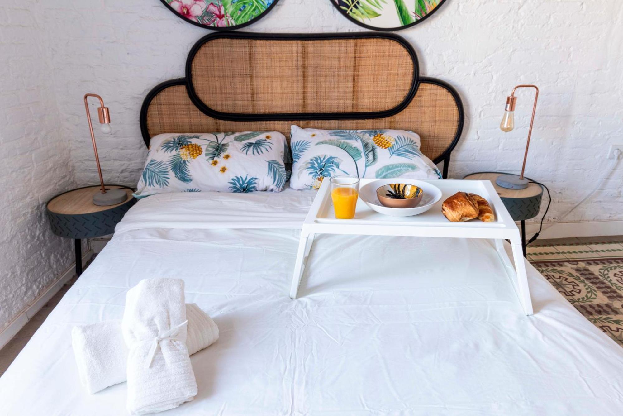 ברצלונה Enchanting 2 Bedroom Flat With Terrace Near Placa Espanya מראה חיצוני תמונה