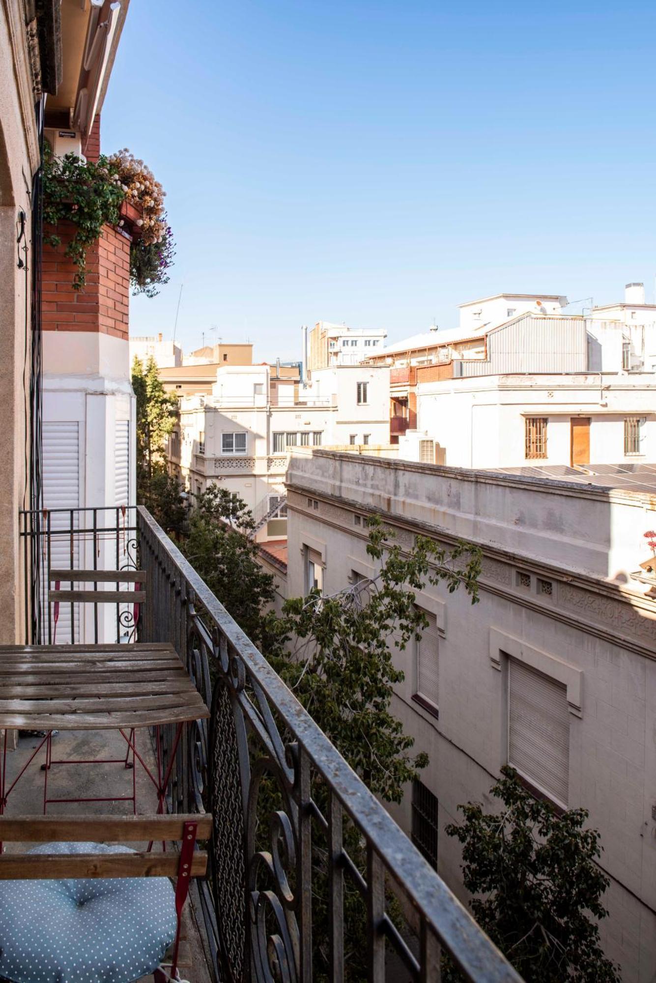 ברצלונה Enchanting 2 Bedroom Flat With Terrace Near Placa Espanya מראה חיצוני תמונה